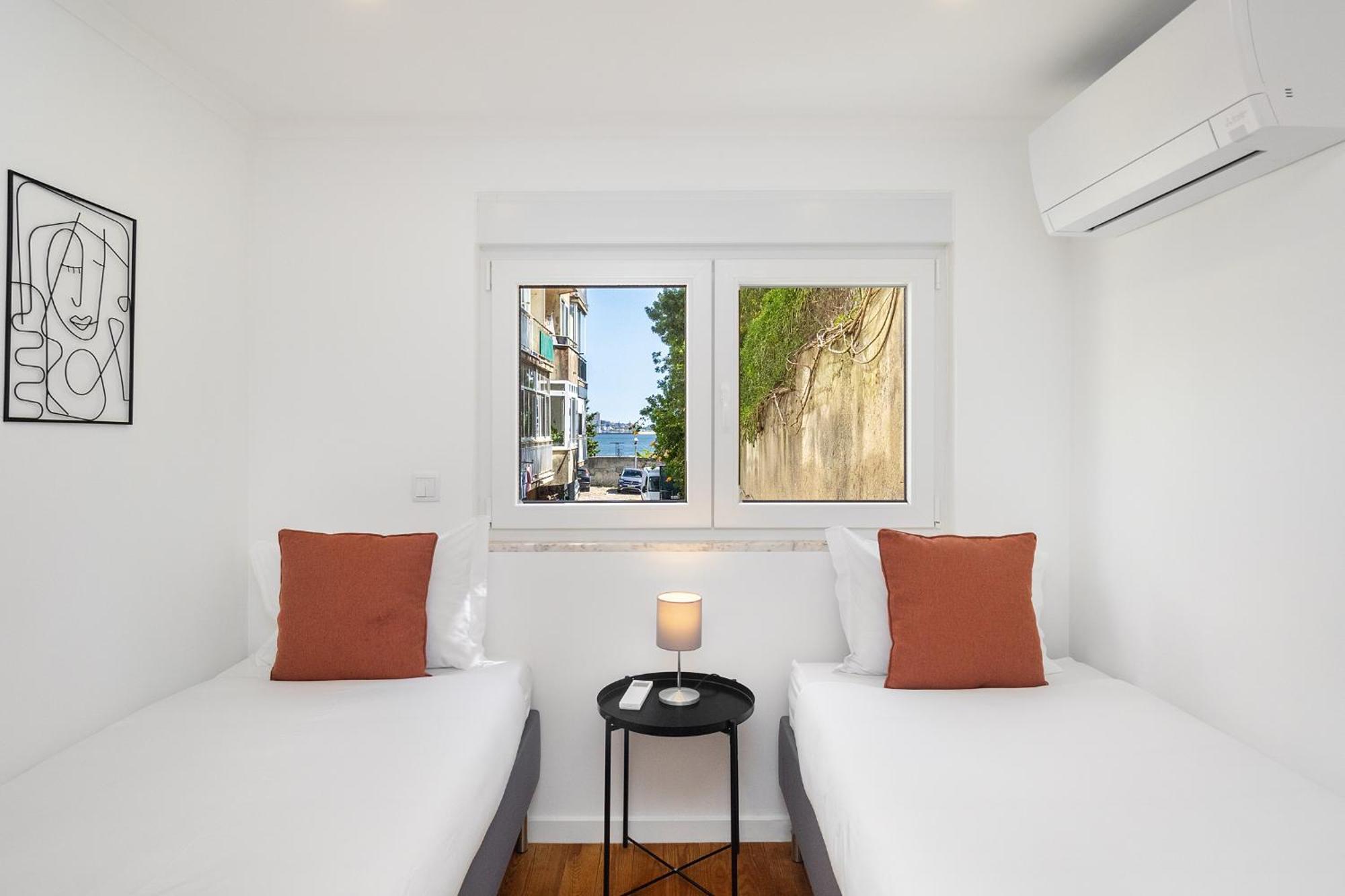 Whome Peaceful Alges Family Home Away From City Noise Exteriör bild